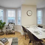 Host & - Flat 1 At Temperance House Apartment *