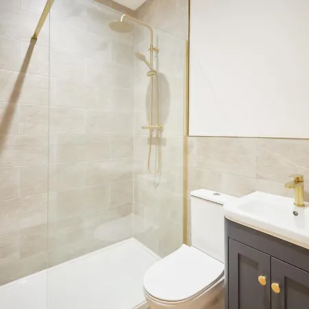 Host & - Flat 1 At Temperance House Апартаменты *